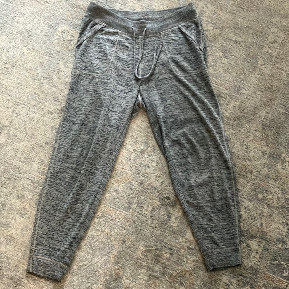 Athleta gray drawstring sweatpants size small